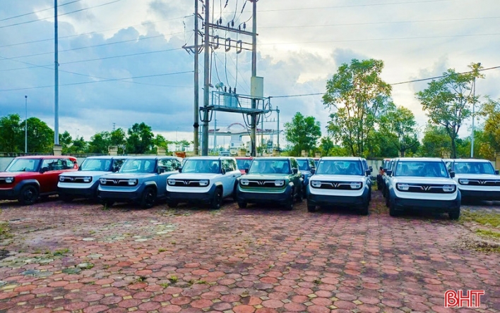 VinFast Hà Tĩnh xuất xưởng thương mại lô xe VF3 đầu tiên